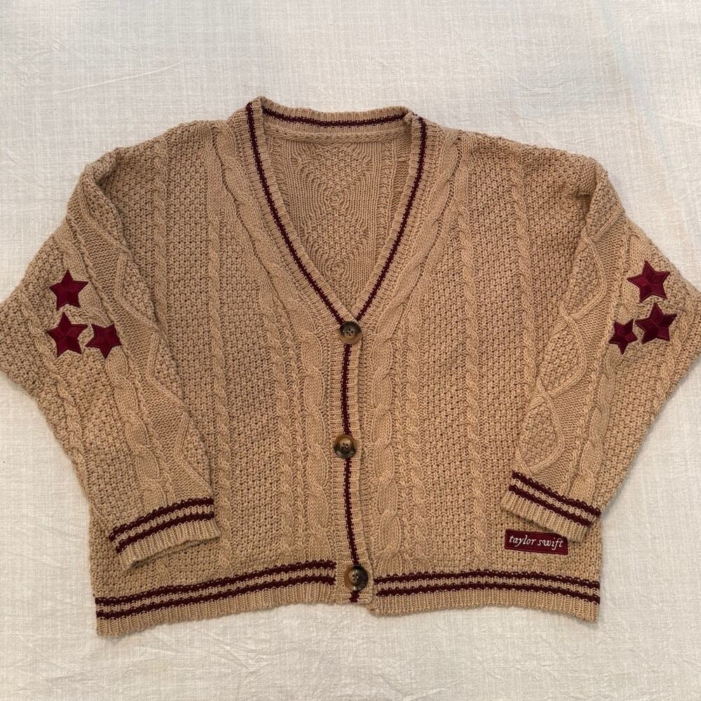 Taylor Swift authentic rare 2020 holiday beige red Folklore cardigan sweater XL